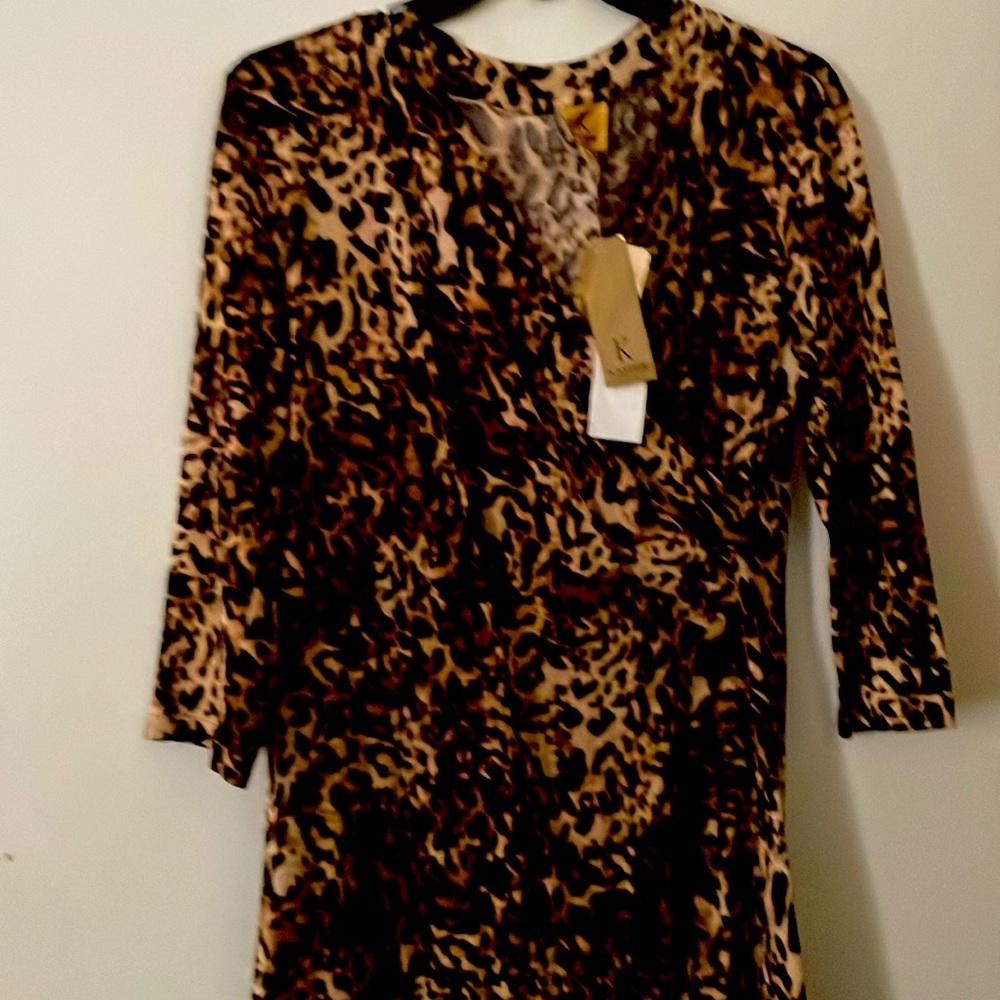 Beautiful Kasper Leopard Printed Dress - Moc Wrap styled front -Knee Length